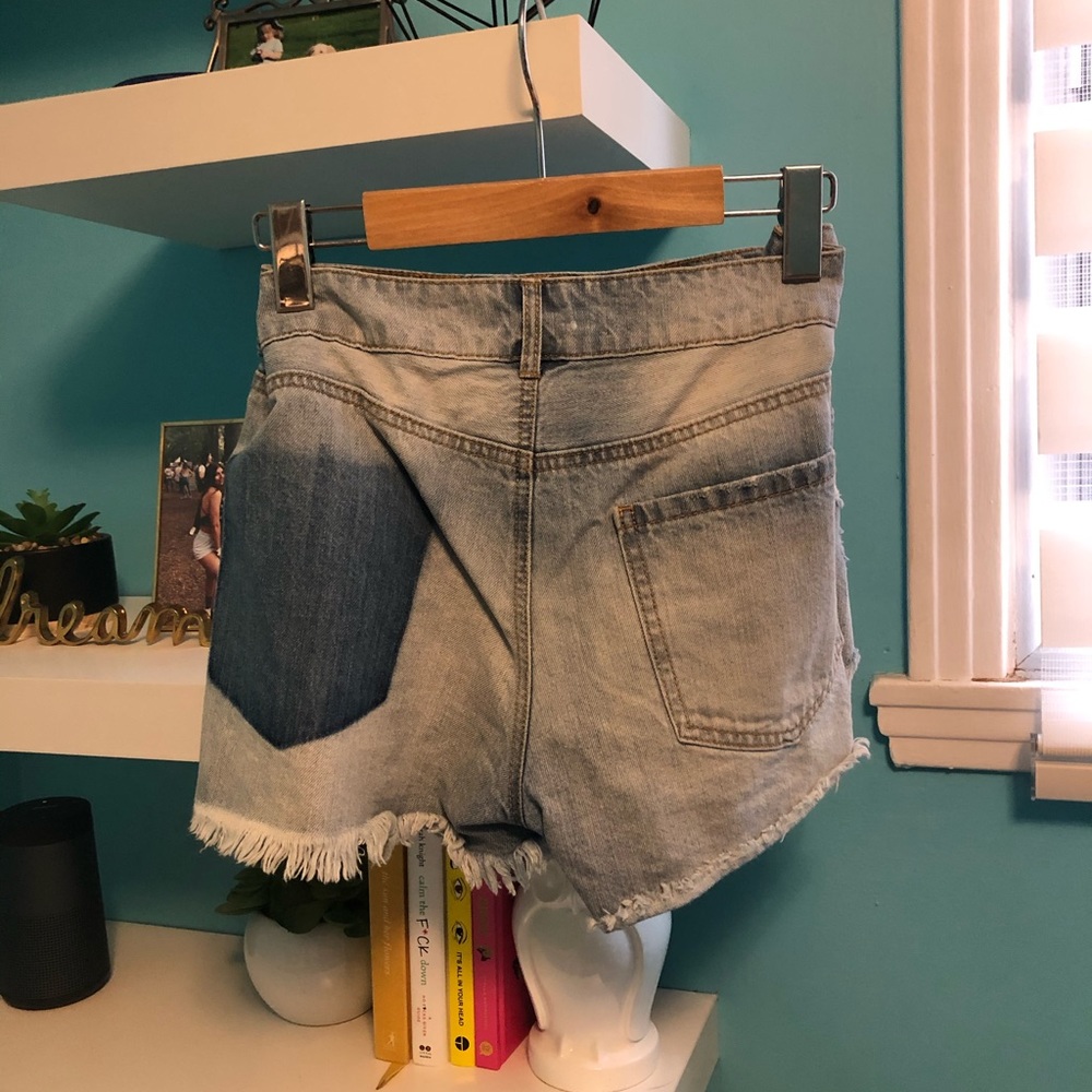 Shorts - Picture 2 of 2